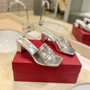 VALENTINO 26S BLOCK-HEEL SANDALS 65 MM IN SILVER CALFSKIN WITH LOGO