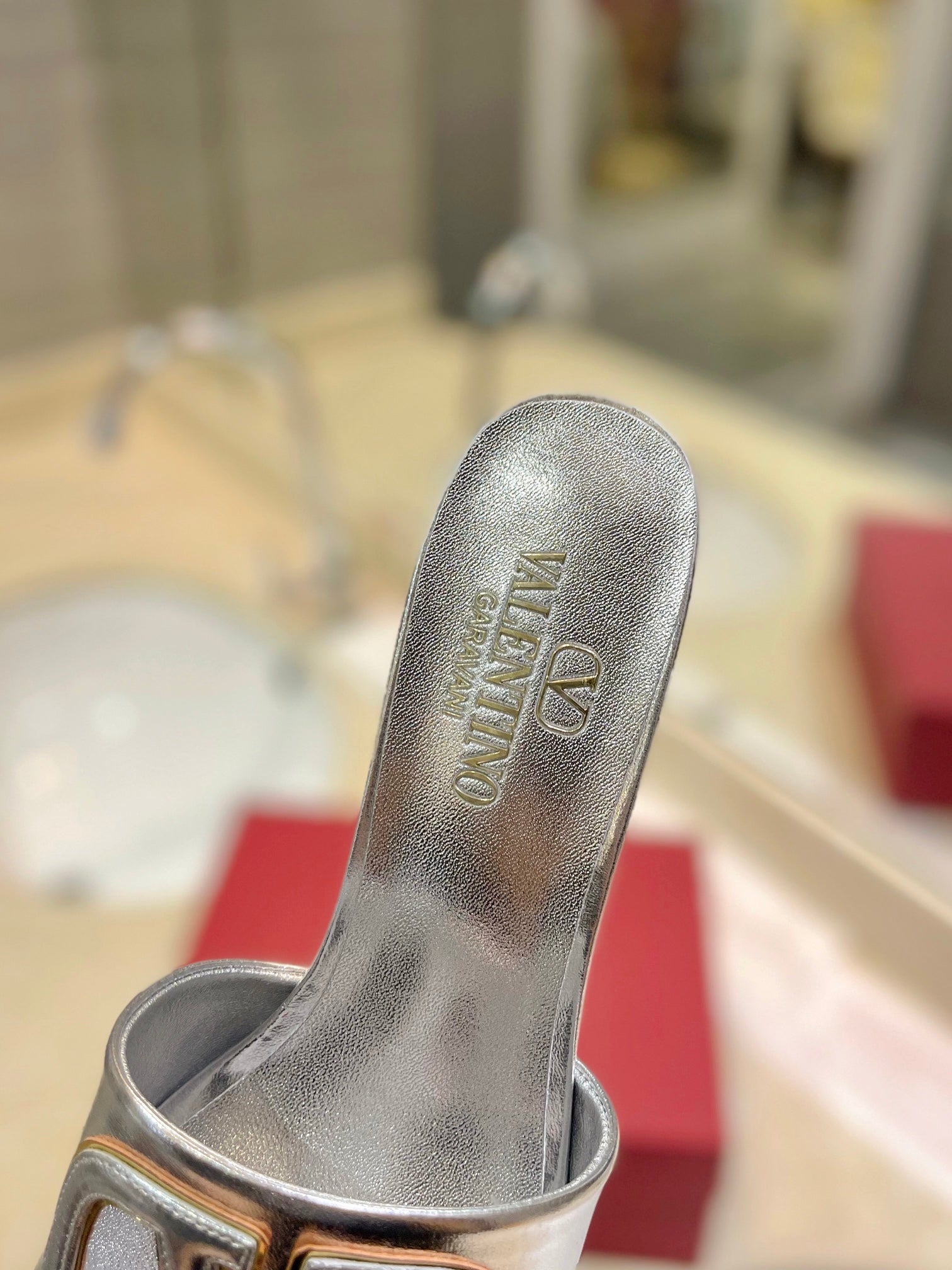VALENTINO 26S BLOCK-HEEL SANDALS 65 MM IN SILVER CALFSKIN WITH LOGO
