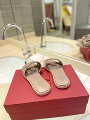 VALENTINO 26S SLIDES IN GREYISH BEIGE CALFSKIN WITH LOGO