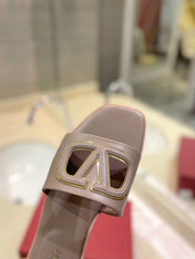 VALENTINO 26S SLIDES IN GREYISH BEIGE CALFSKIN WITH LOGO