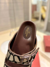 VALENTINO 26S VELCRO SANDALS IN BROWN LEATHER AND BEIGE JACQUARD FABRIC WITH HARDWARE