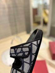 VALENTINO 26S VELCRO SANDALS IN BEIGE AND BLACK JACQUARD FABRIC