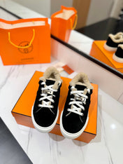 DAY SNEAKER IN BLACK SUEDE AND FLEECE LINING