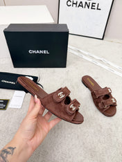 CHANEL 26S DOUBLE STRAP SLIDE SANDALS IN BROWN SUEDE AND CALFSKIN