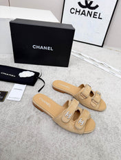 CHANEL 26S DOUBLE STRAP SLIDE SANDALS IN BEIGE SUEDE AND CALFSKIN
