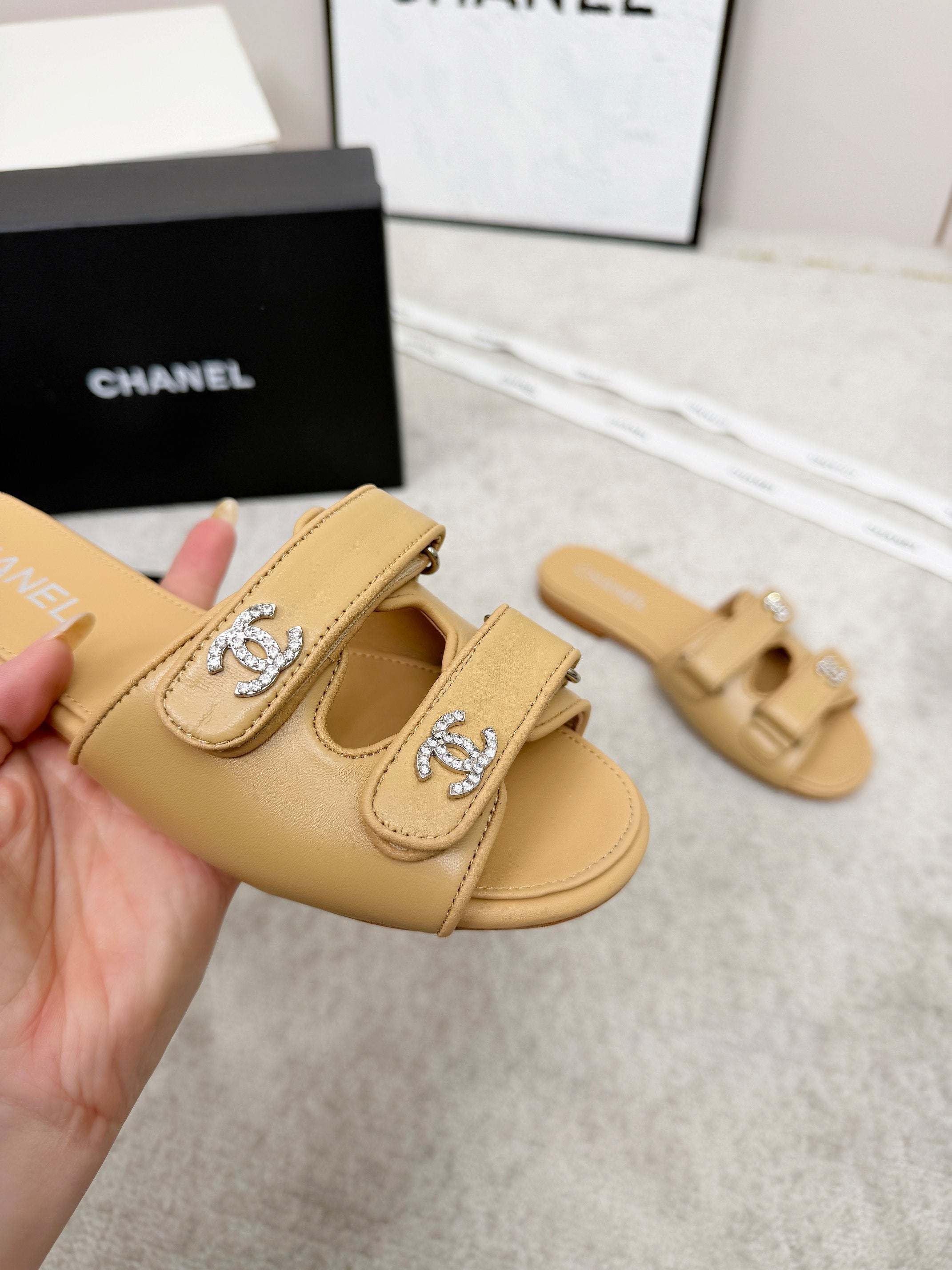 CHANEL 26S DOUBLE STRAP SLIDE SANDALS IN BEIGE CALFSKIN