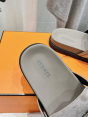 EMPIRE SANDAL LIGHT GRAY SUEDE