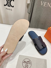 IZMIR SANDAL BERRY LAMBSKIN