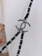 CHAIN BELT IN SILVER METAL INTERWOVEN WITH CALFSKIN STRAPS