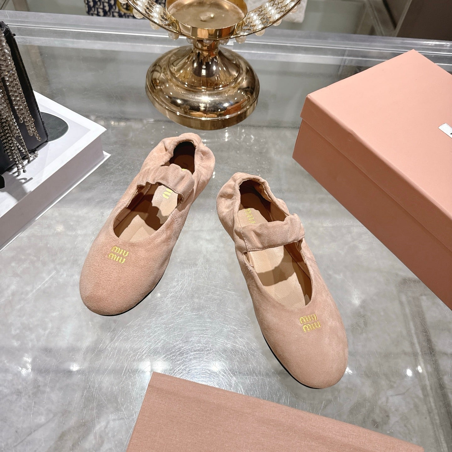 MIUMIU 26S MARY JANE FLATS IN LIGHT PINK SUEDE ELASTIC STRAP