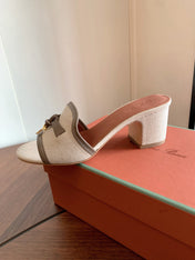 LP 26S SUMMER MULE HEELS 60MM IN BEIGE CANVAS AND TAUPE BROWN CALFSKIN GOLD HARDWARE