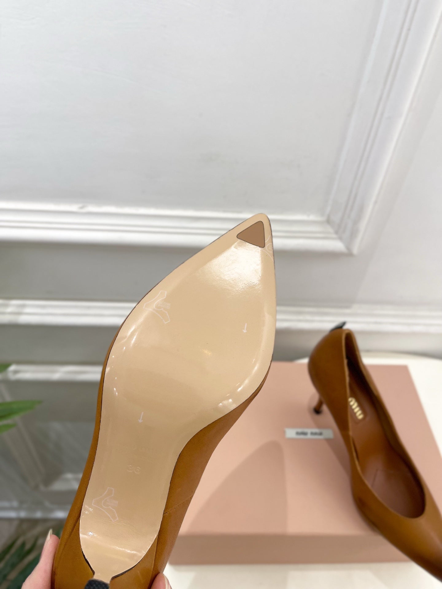 MIUMIU 26S POINTED TOE HIGH HEELS 85MM IN BROWN COGNAC CALFSKIN