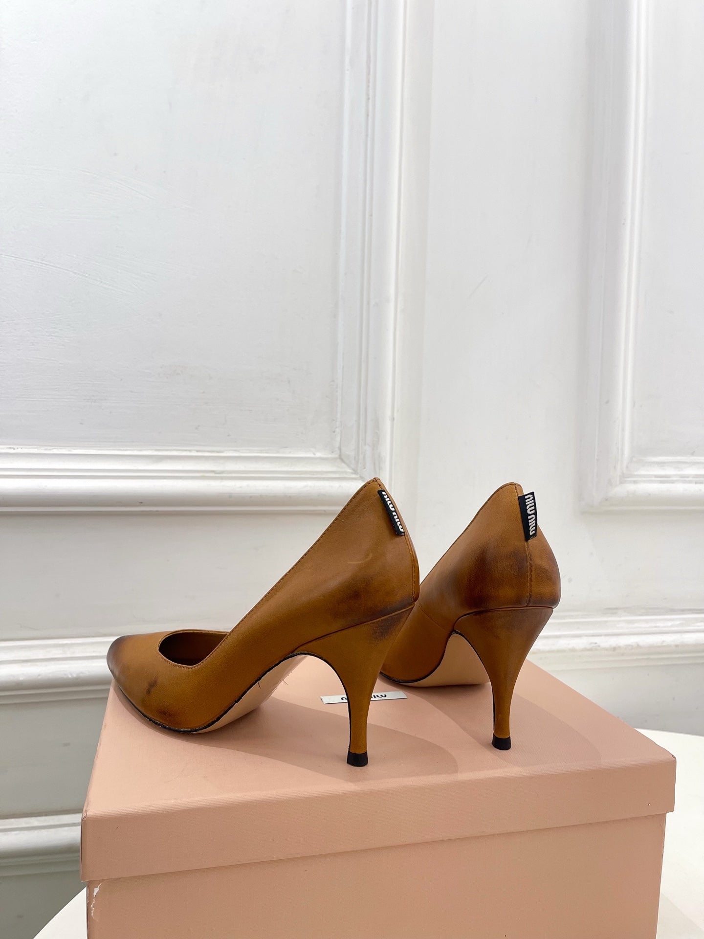 MIUMIU 26S POINTED TOE HIGH HEELS 85MM IN BROWN COGNAC CALFSKIN