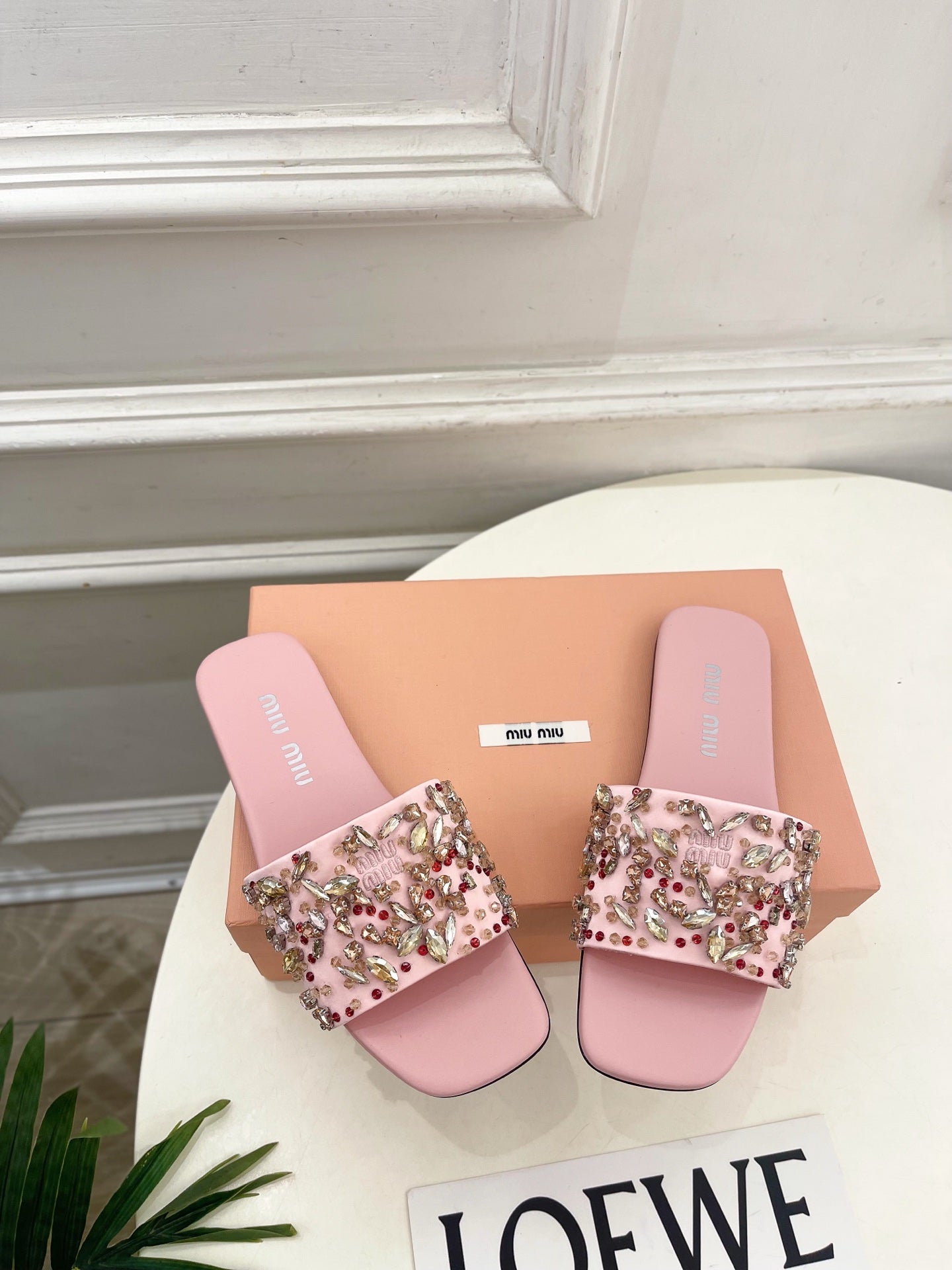 MIUMIU 26S SLIDES IN LIGHT PINK SATIN CRYSTAL EMBELLISHED