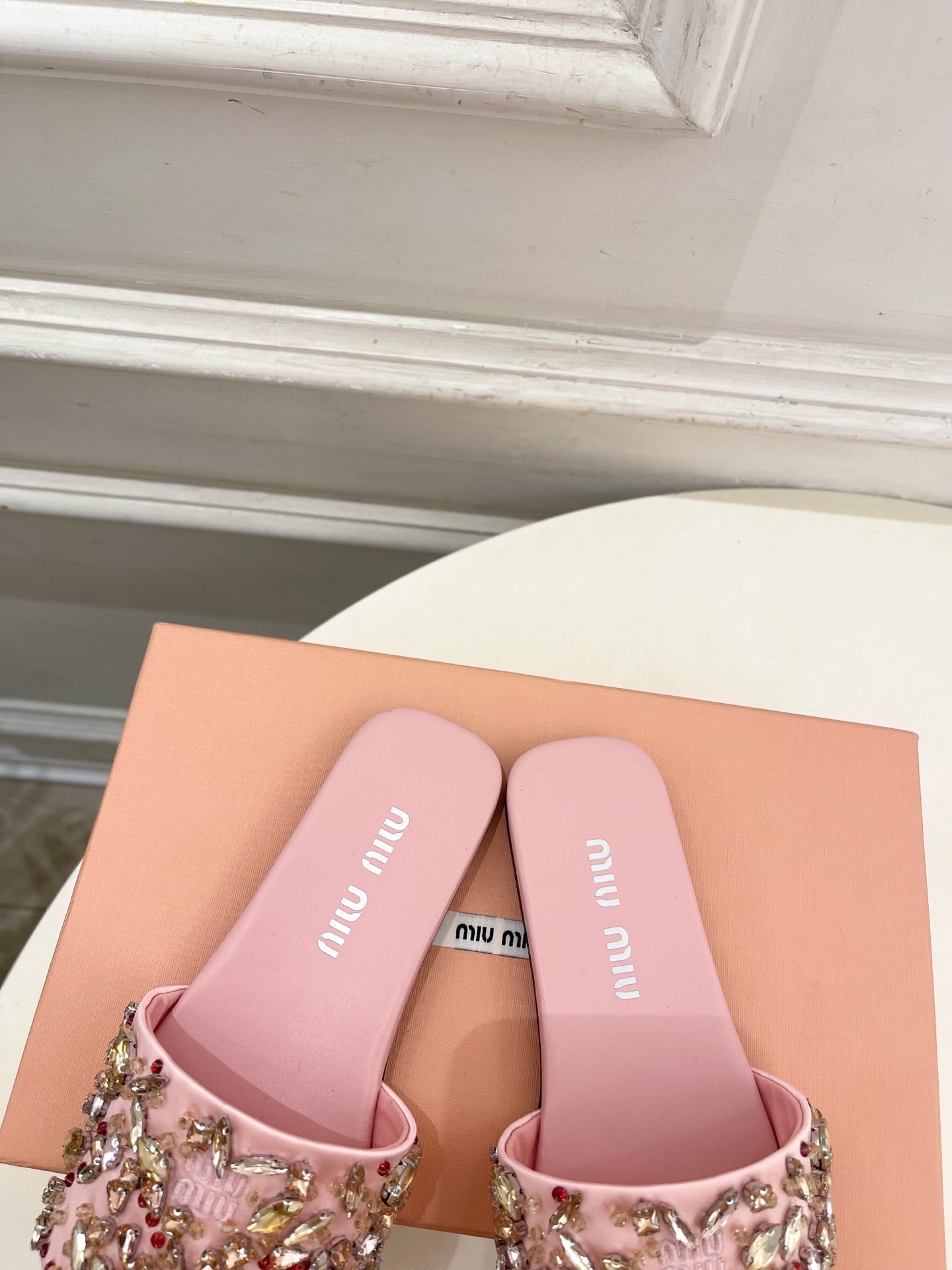 MIUMIU 26S SLIDES IN LIGHT PINK SATIN CRYSTAL EMBELLISHED