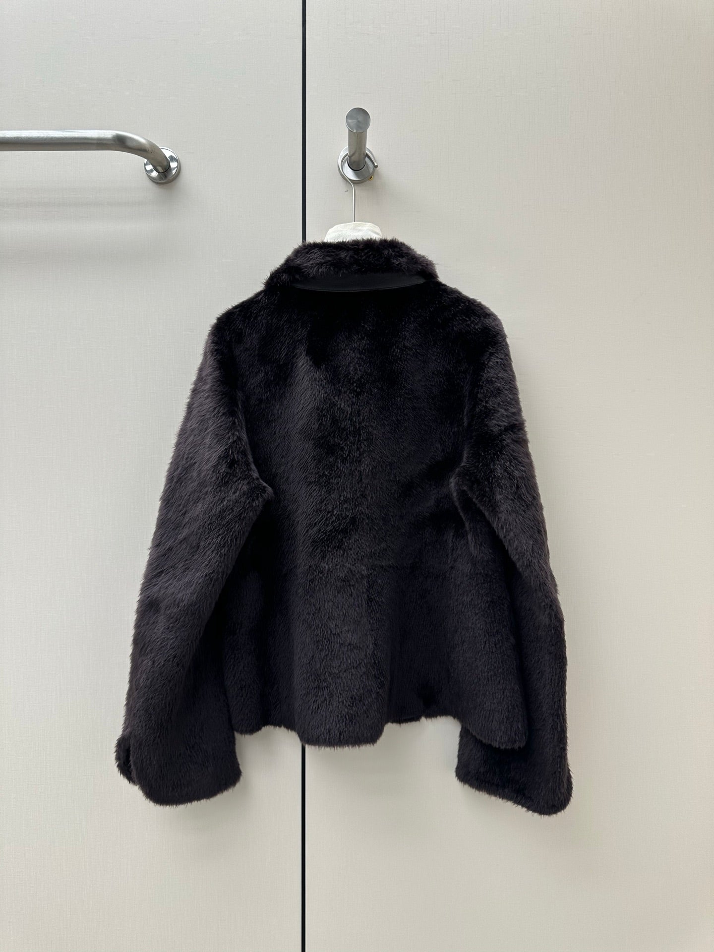 CELINE 26S ZIP-UP FUR JACKET 578