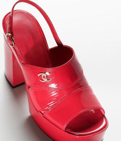 SANDALS RED PATENT CRUMPLED LAMBKSIN