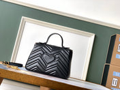 GG Marmont 26.5cm Black Calfskin Gold Hardware