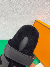 Chypre Sandal Black shearling insole Black goatskin lining